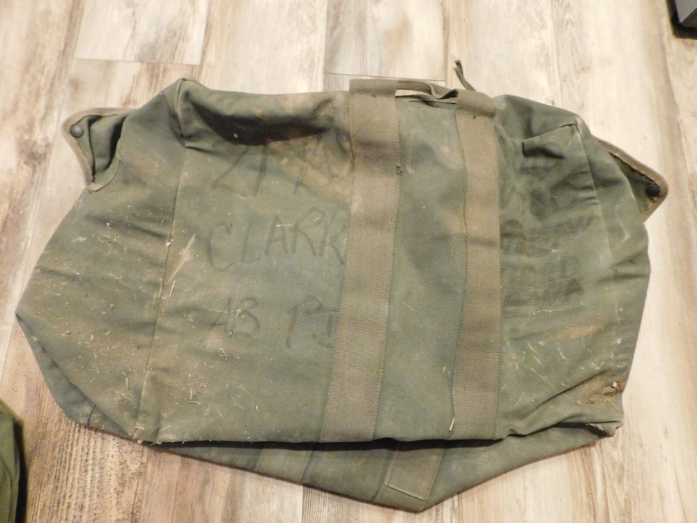 US MILITARY FLYER'S KIT BAG