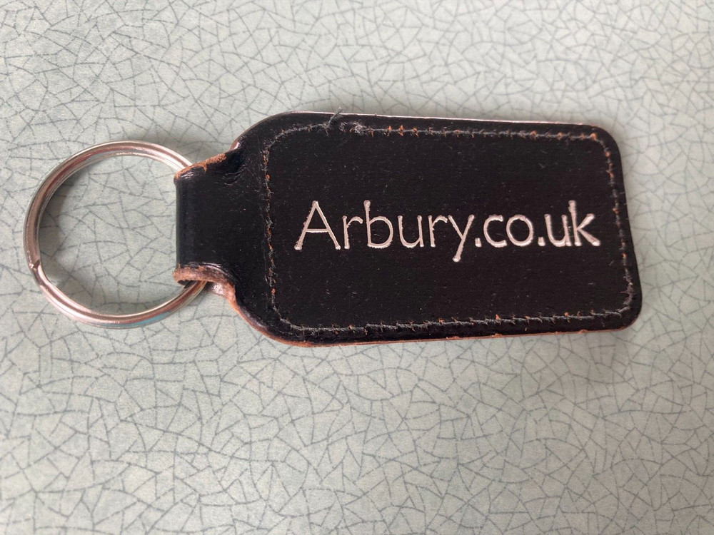 BLACK LEATHER KEYRING