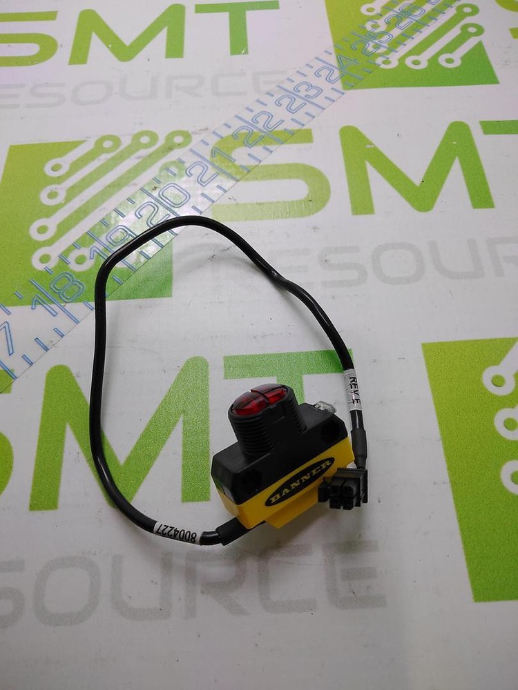 BANNER SE500 QS18VN6CV45 SENSOR OPTO