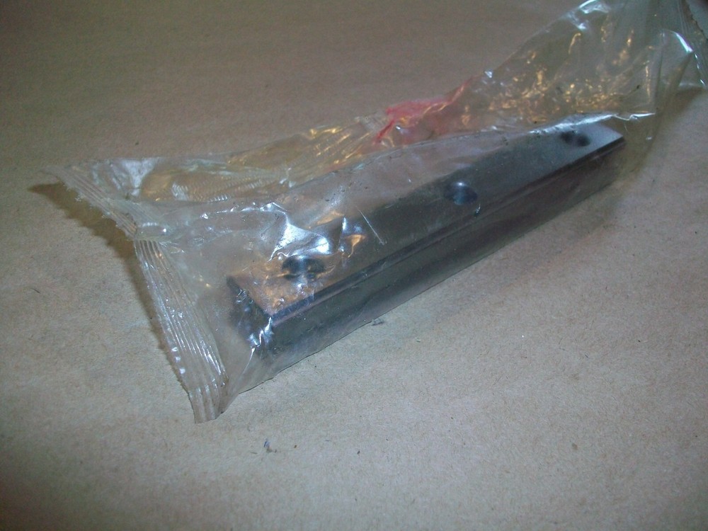 THK Linear Rail UE100842-GK 6" NEW