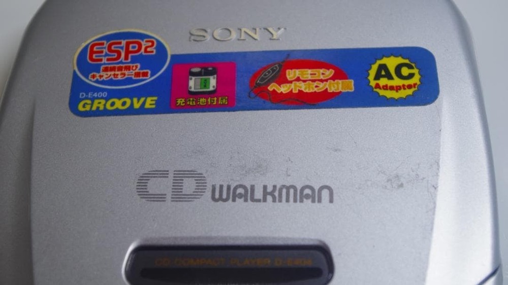 SONY D-E404 COMPACT DISC COMPACT PLAYER CD WALKMAN Silver Tested Used