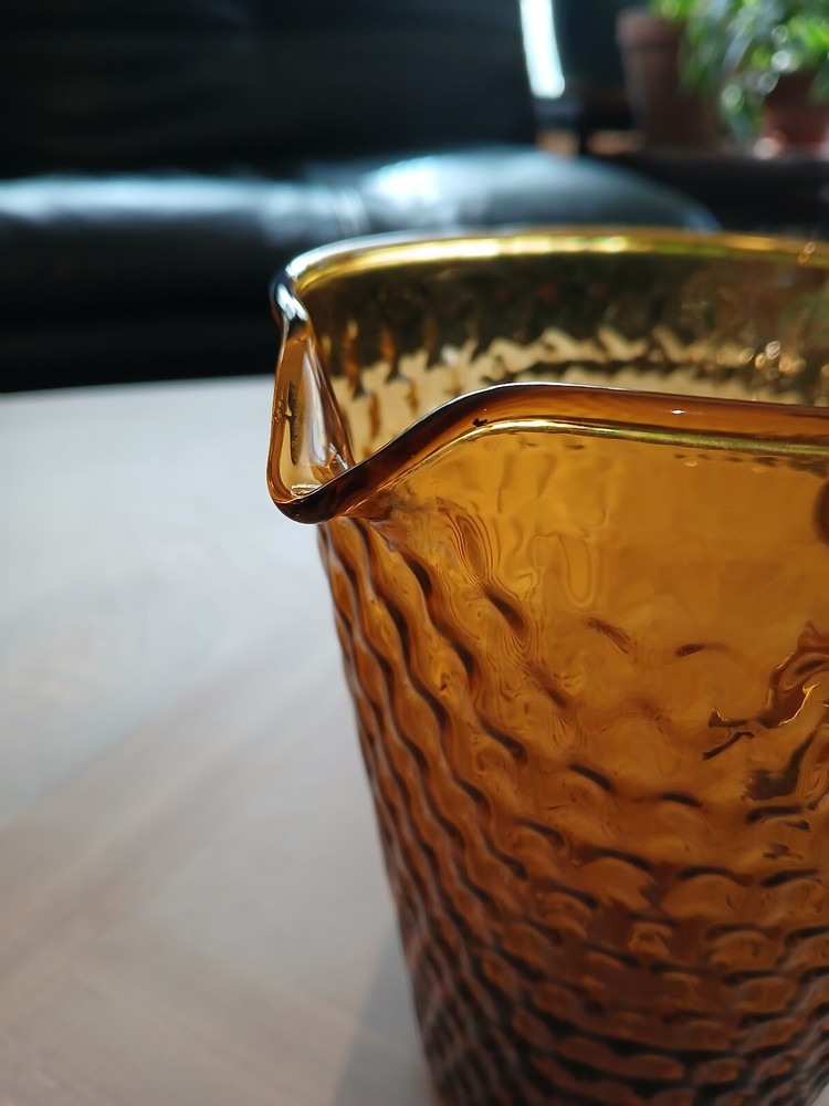 VTG lass Ware Applied Handle Pitcher 2 Goblets Honey Gold w/ Honey Comb Pattern