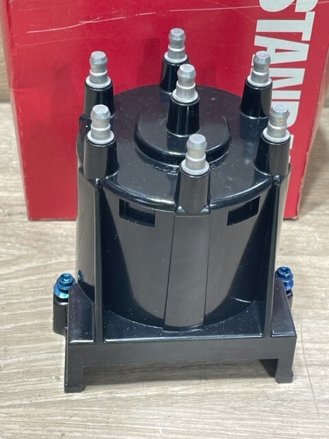 NOS Standard DR-460 Distributor Cap