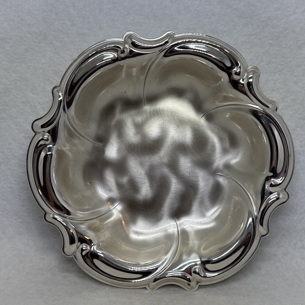 Vintage Caravelle Silverplate Candy Dish Bowl Tray Footed Tarnish Resistant 8”