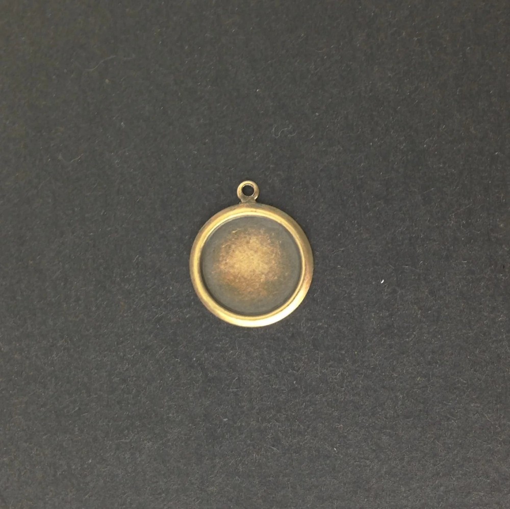 1 Loop Brass Ox Rolled Edge Round Setting 12mm (8) stn032C