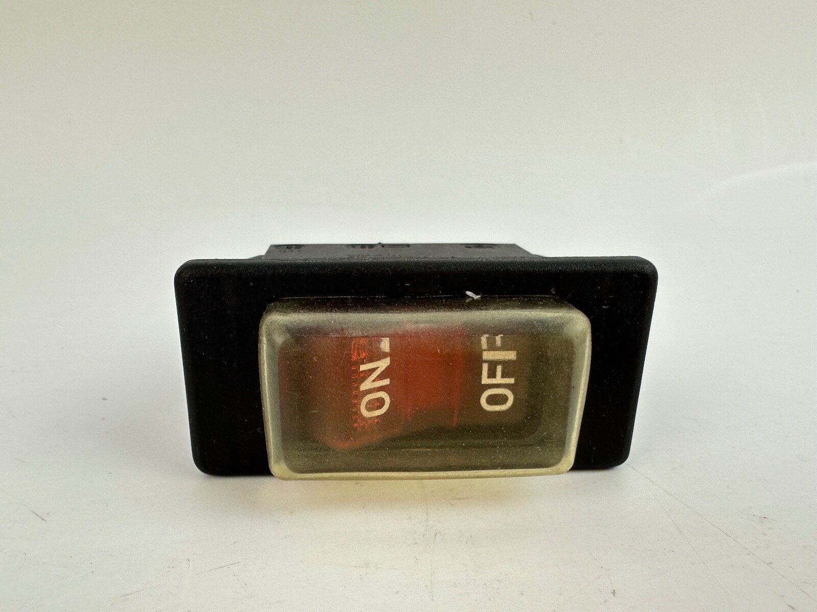 Tornado OEM Part # 18216 Switch Rocker S.P.S.T. 24Vdc(Lighted) Ez