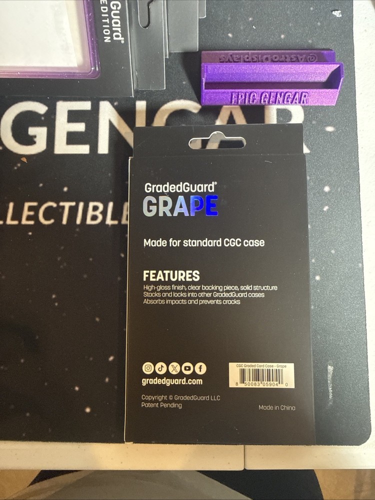 GradedGuard CGC Graded Card Case Guard Protector GRAPE CGC Limited Edition