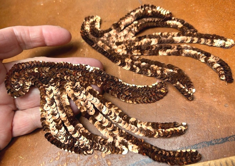 applique 1940s sequins 3x5.5" copper 2pcs