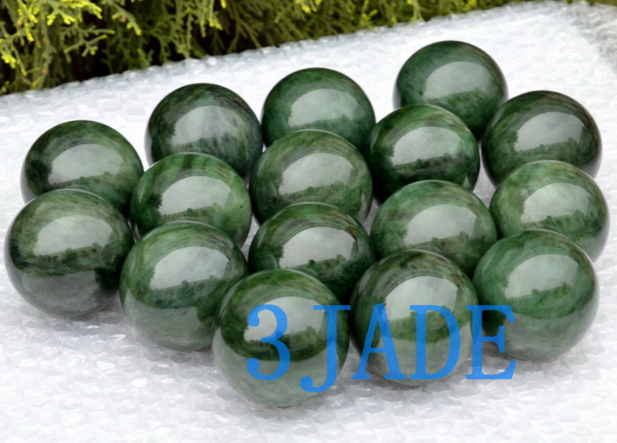 Natural Green Nephrite Jade Ball / Sphere