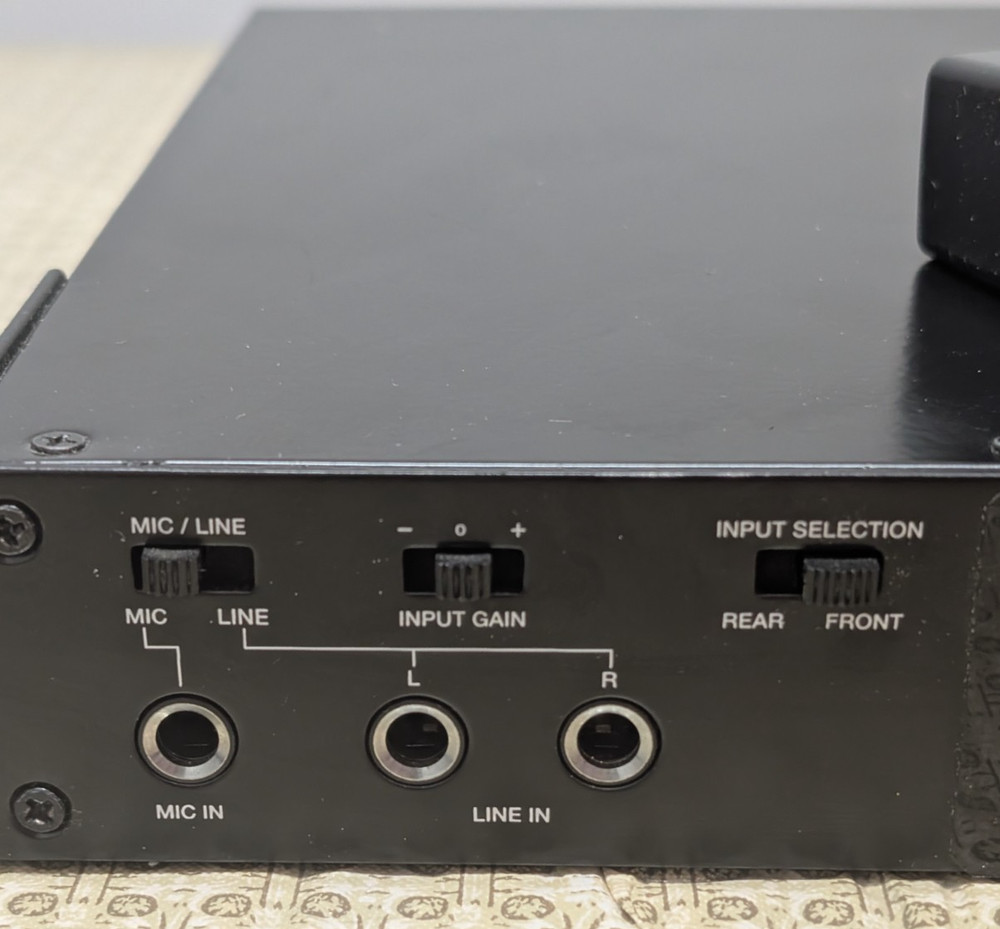 iKEY-AUDIO RM3 Rackmount Professional Digital Recorder - Working