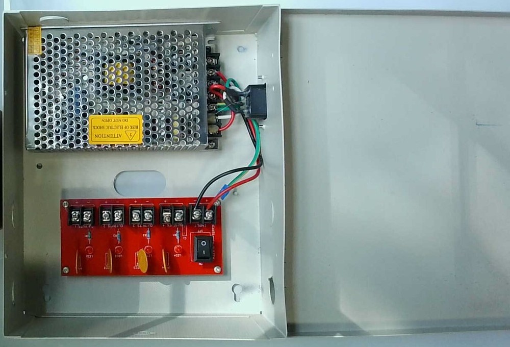 CCTV Camera Power Supply Box W-12VDC-4P/10A