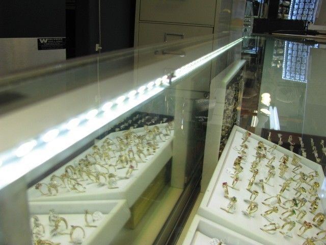 2ft Showcase Display White LED light adjustable V5630 + UL Listed 12v Power