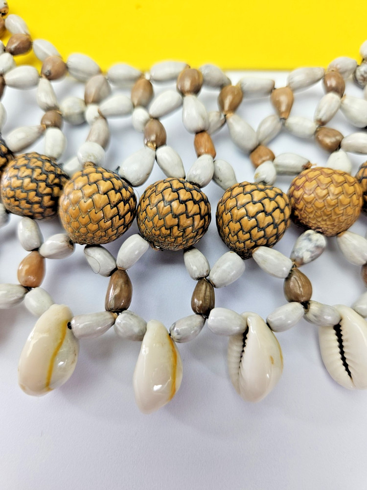 Vintage African Infinity Beaded/Shell Chocker Necklace Beautiful!