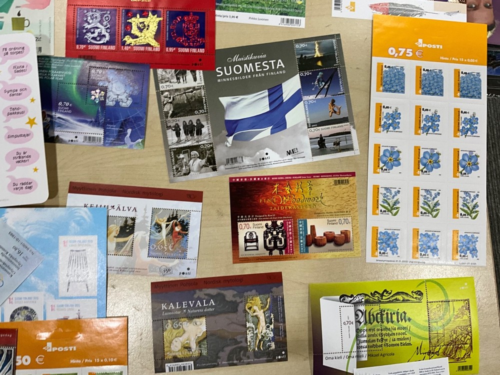 MNH Stamps modern sheets booklets 100 different items @3*