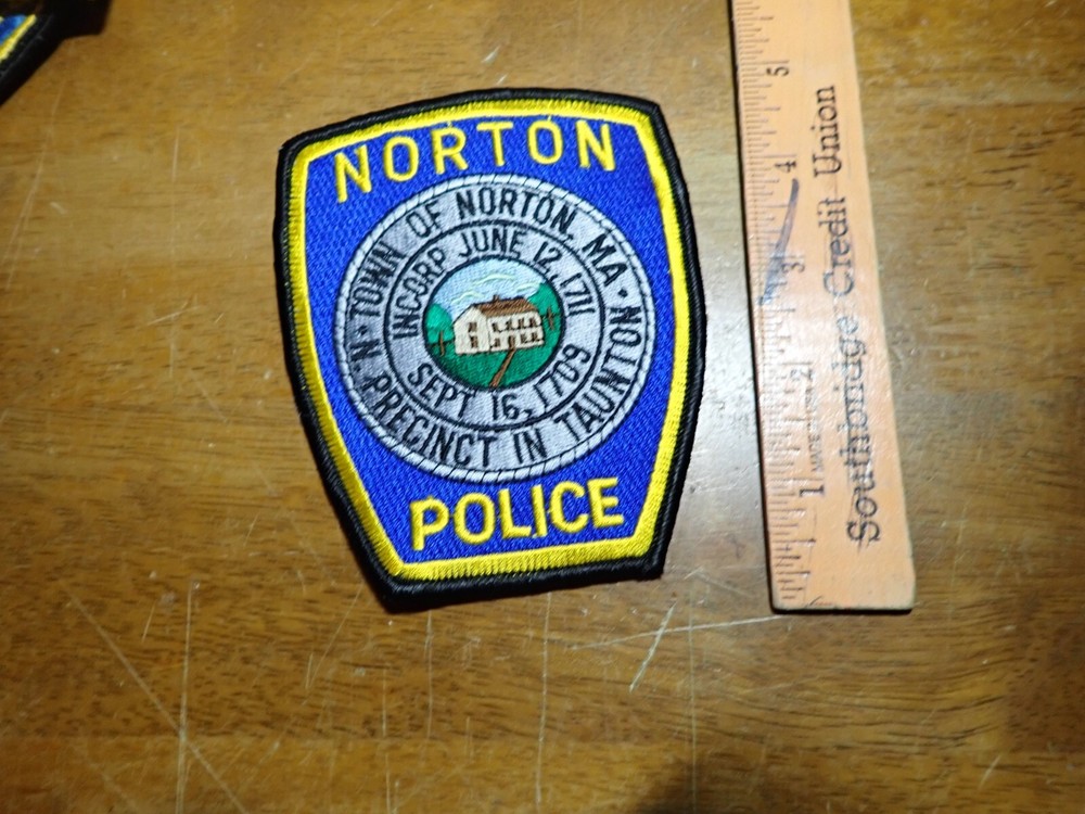NORTON    MASSACHUSETTS VEST PATCH OBSOLETE BX D #2