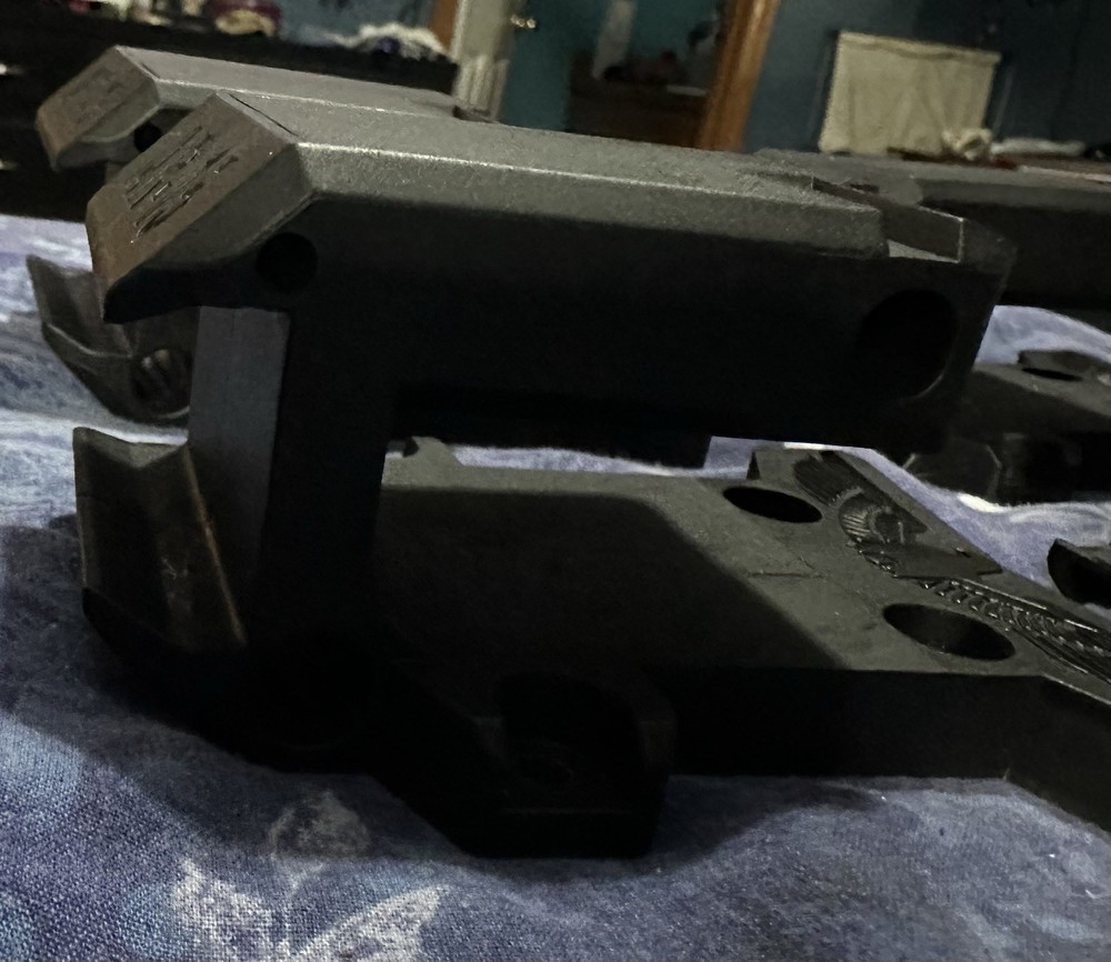 Wall mount Coupler/Dual Holder – 4 Pack – Polymer Eagle Design very well built