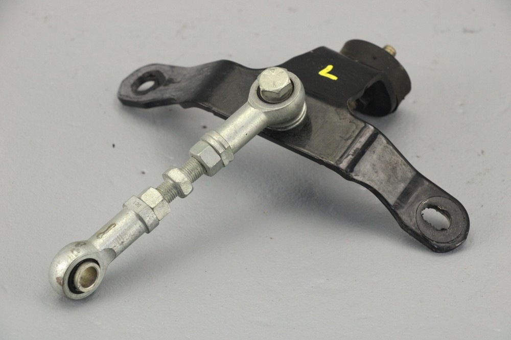 2003 Harley Road King Engine Cylinder Horn Mount Bracket & Stabilizer Link