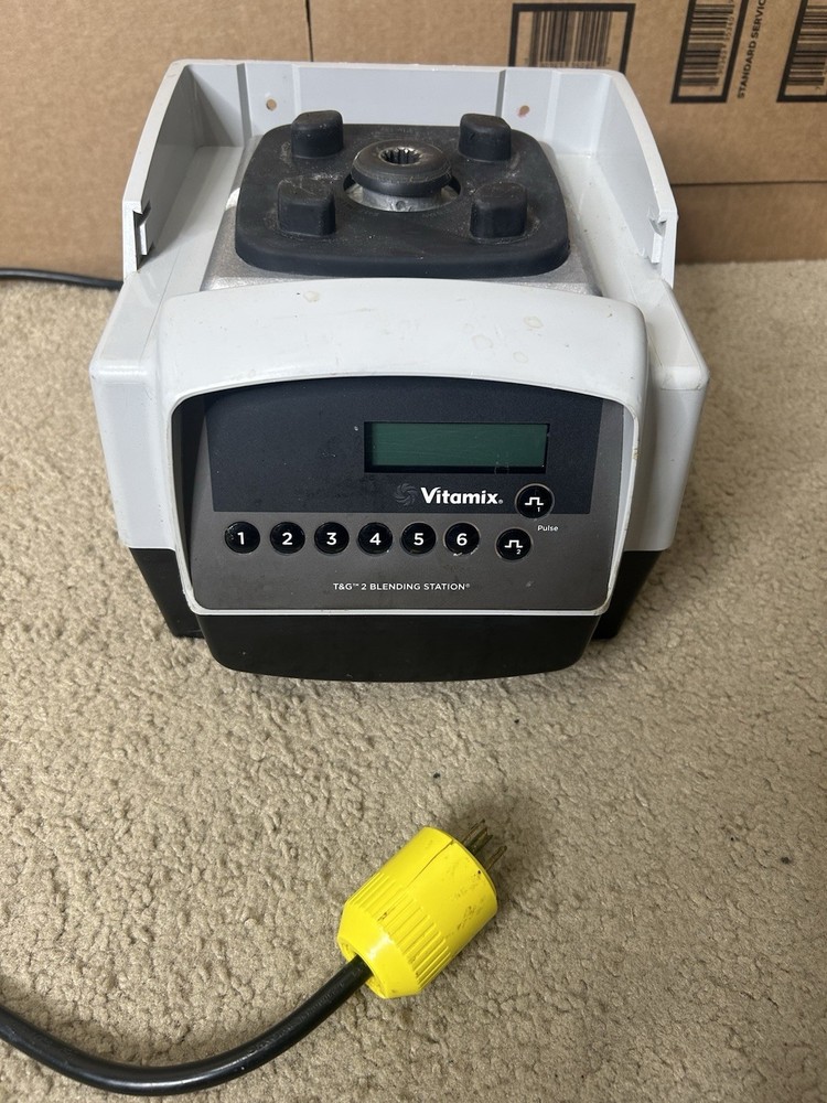 Vitamix VM0115A Commercial Blender, Base Only. Read