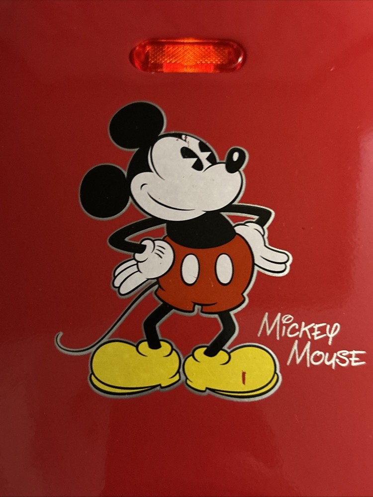 Disney Mickey Mouse 4 Cake Pop Maker Mini Intertek Electric DCM-8