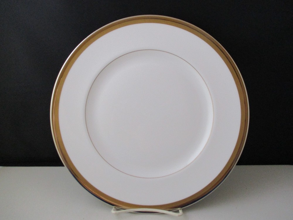 WATERFORD DUNMORE DINNER PLATE 10 3/4" -0908J