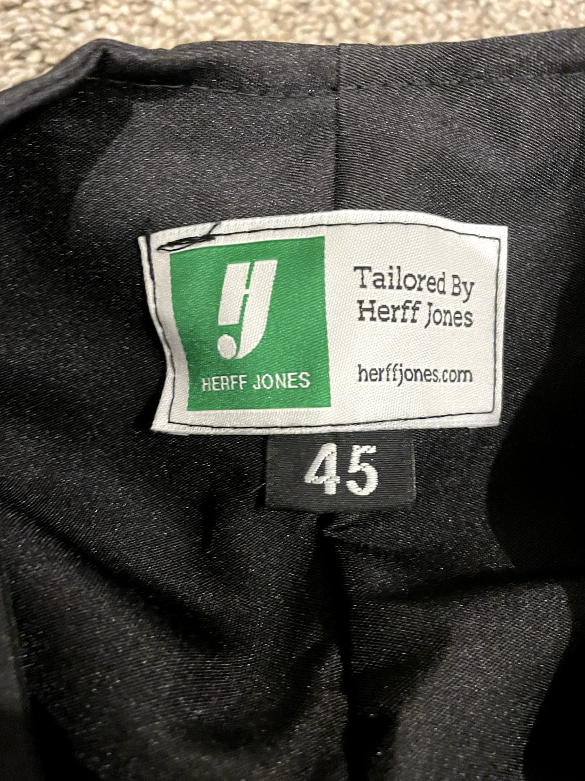 USC Bachelors Graduation Gown Herff Jones Black - Multiple Sizes