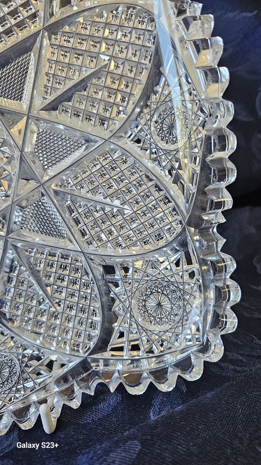 Hawkes "Aberdeen" pattern American Brilliant Cut Glass low dish w sawtooth Rim