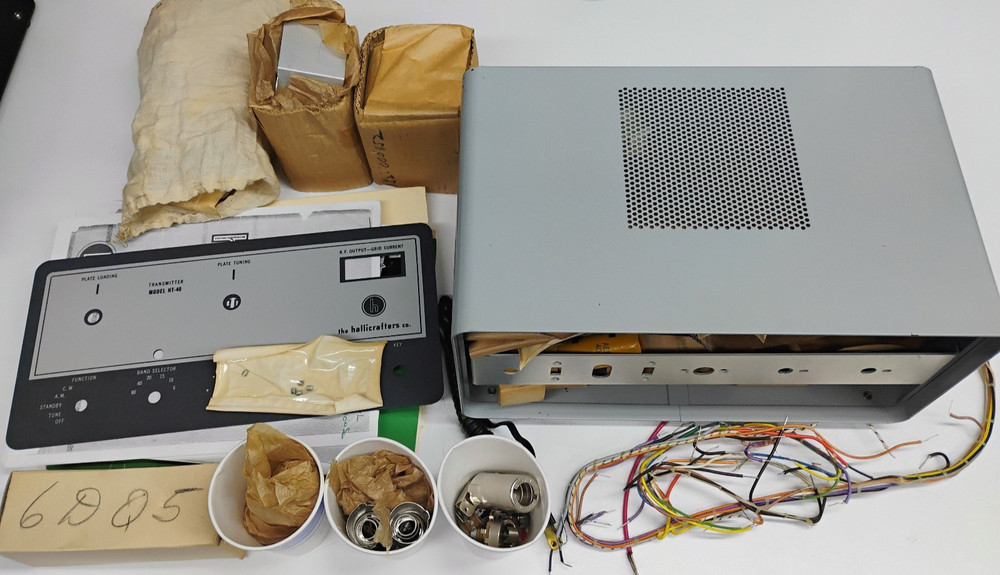 UNBUILT Halli-Kit HT-40K Transmitter. Rare, Vintage Hallicrafters Unbuilt Kit.