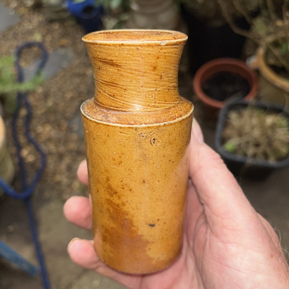 Victorian ironstone stoneware blacking jars bottles 20