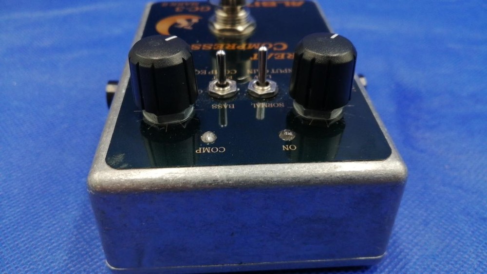 ALBIT GREAT COMPRESSOR Bass effector (compressor)