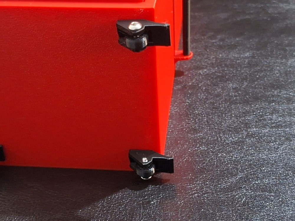 Snap-On High Quality 3D Printed Mini Toolbox / Pen Holder etc (Red) (Silver)