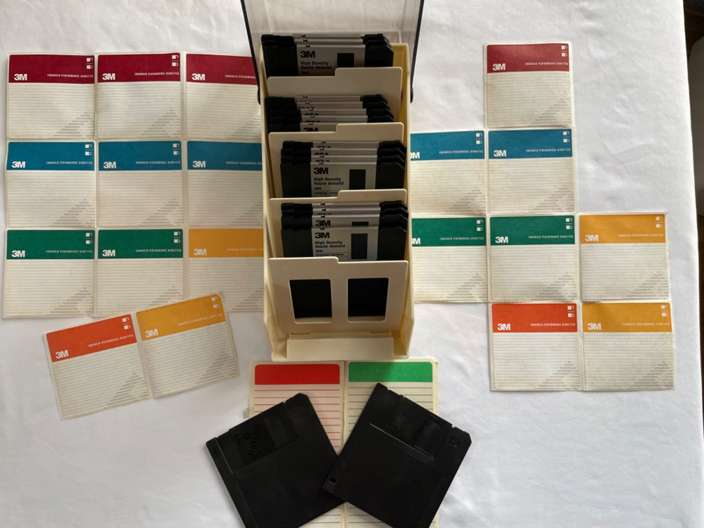 3 1/2" Floppy Diskette - 20 - Sony, 16 - 3M, 2 - Maxell and 2 Diskette Boxes