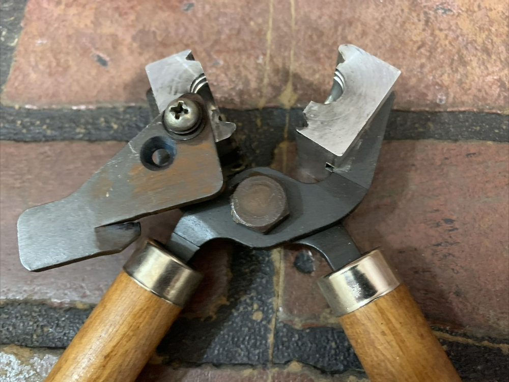 Lee Precision Bullet Mold #90381