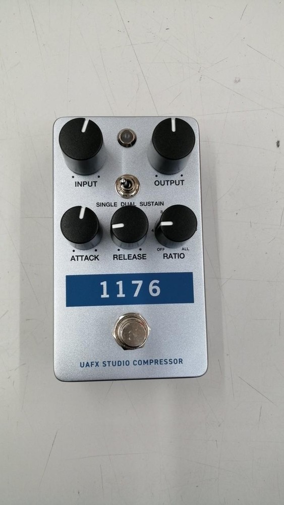 UNIVERSAL AUDIO UAFX 1176 Effector