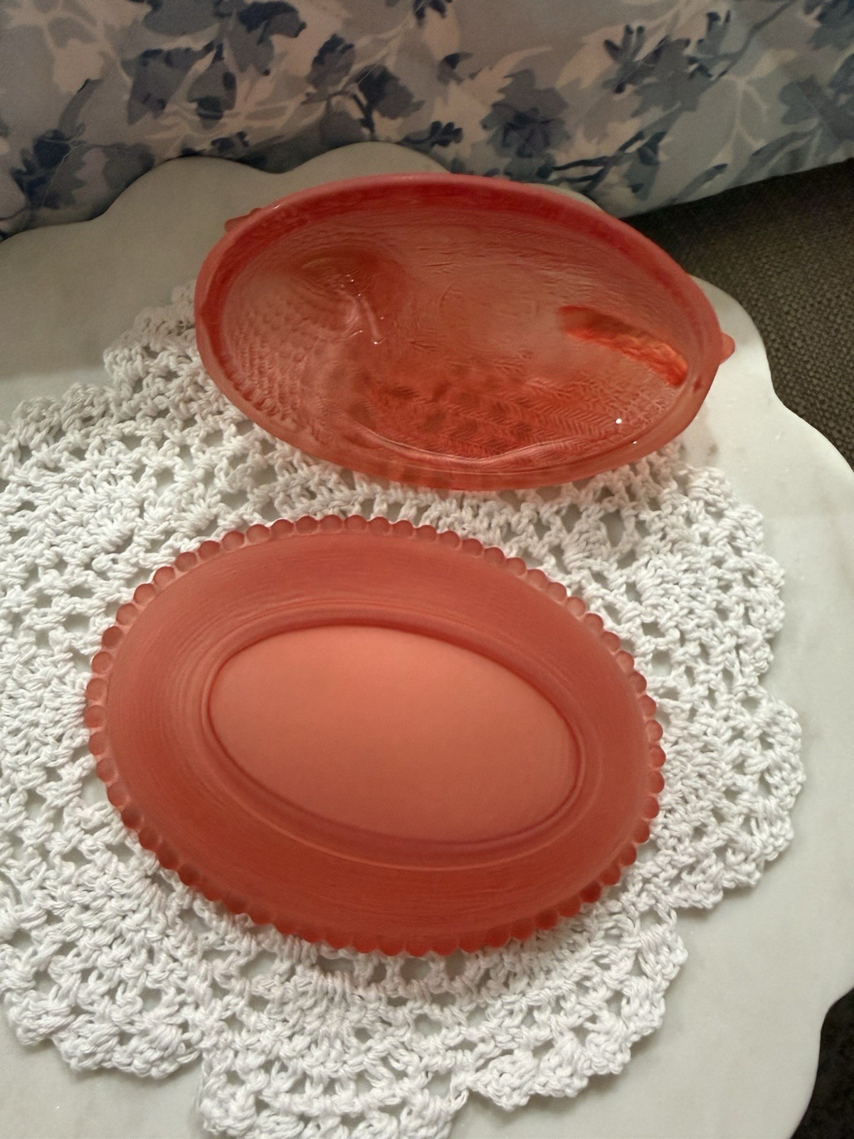 Satin Orange Hen On Nest Import 4.5”x3.5”