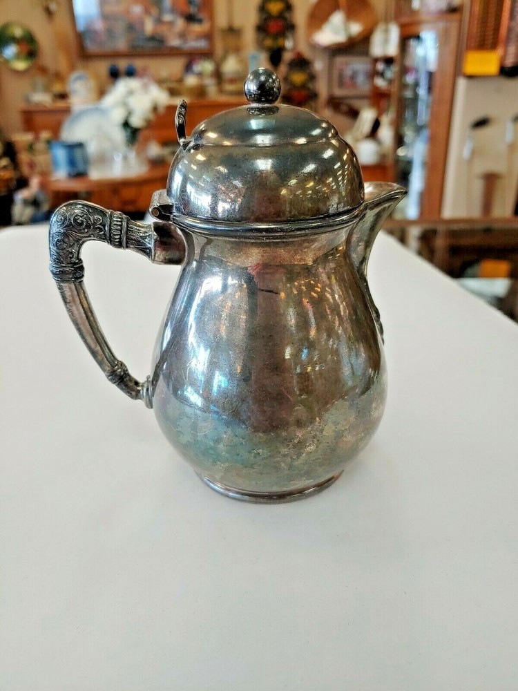 ANTIQUE WILCOX SILVERPLATE SYRUP PITCHER