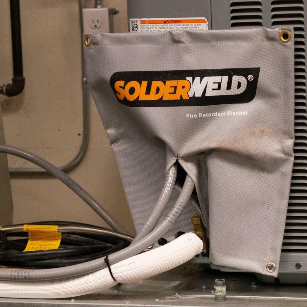 Solderweld SWMFRB Flame Resistant Magnetic Blanket for Brazing Welding Soldering