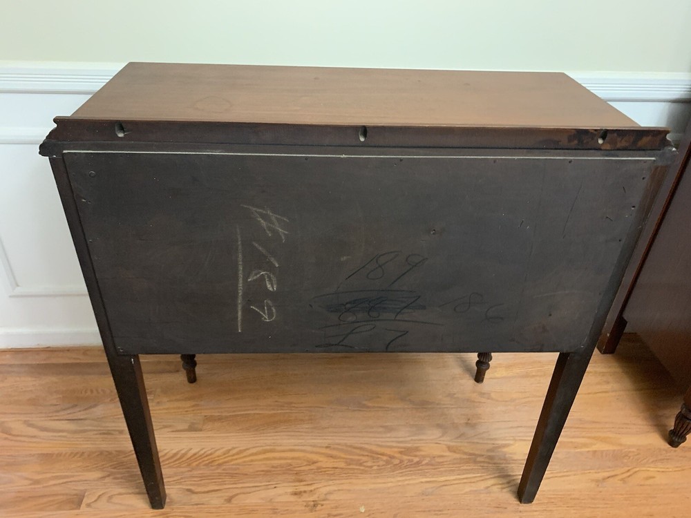 Antique Chippendale Style Mahogany Sideboard Buffet Cabinet Server