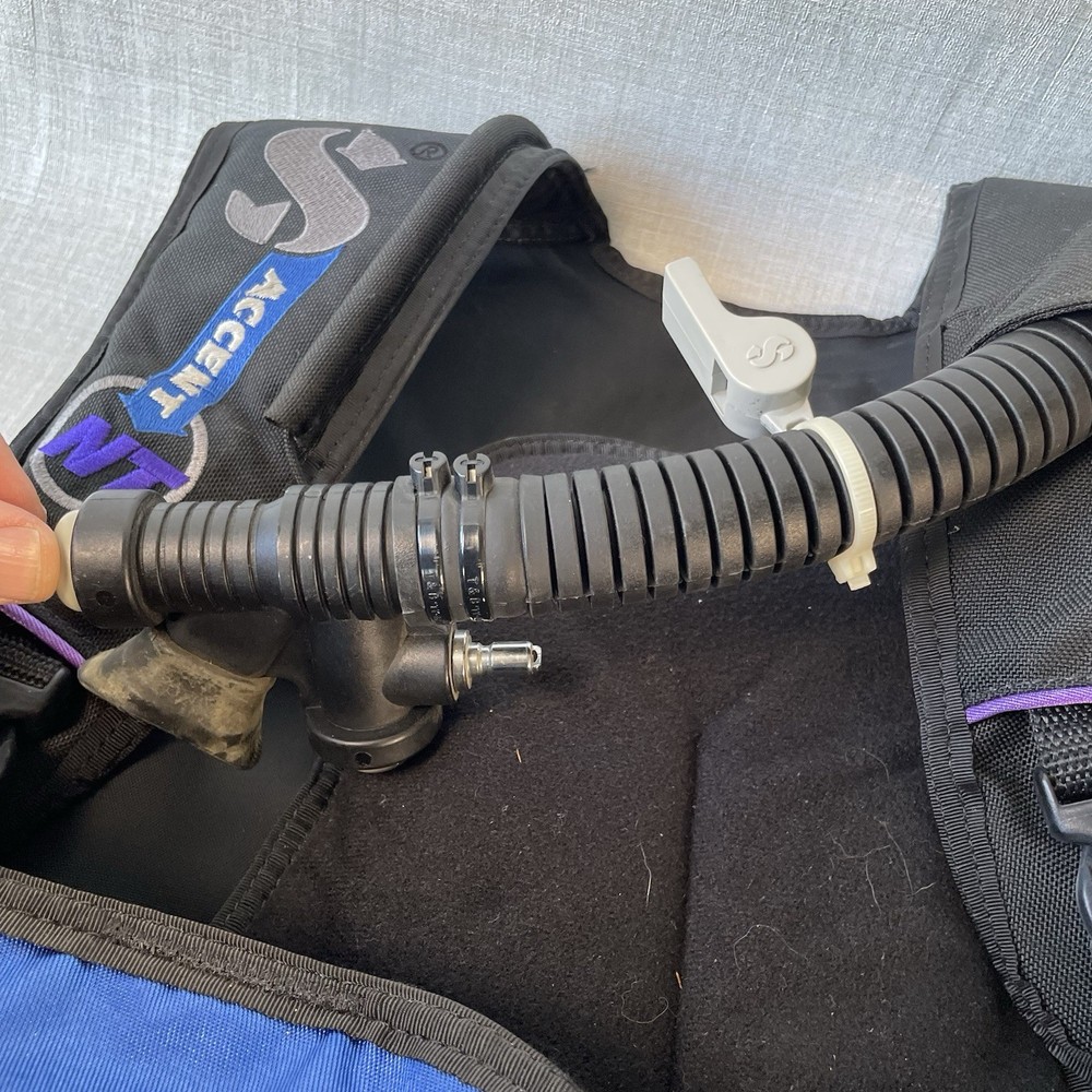 Scubapro Accent BCD Scuba Diving Vest Size Medium