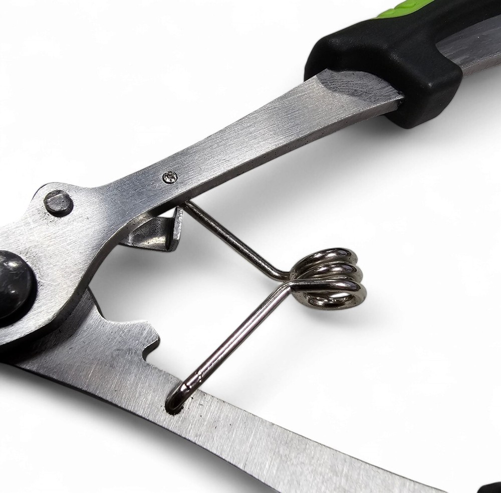 Fishing Tool Multi-Functional Pliers Compact 16cm - Unhooks, Cuts, Adjusts