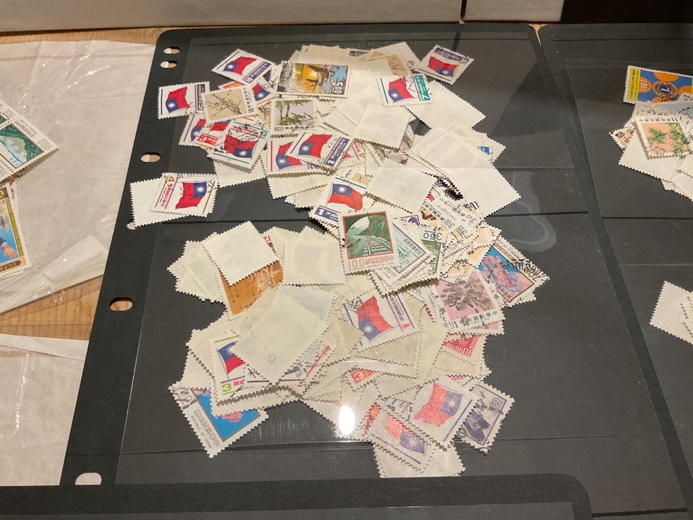 China Large stamps collection in folder B61