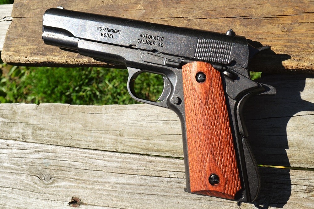 Non-Firing Denix Replica Colt M1911 A1 .45 Caliber Government 1911