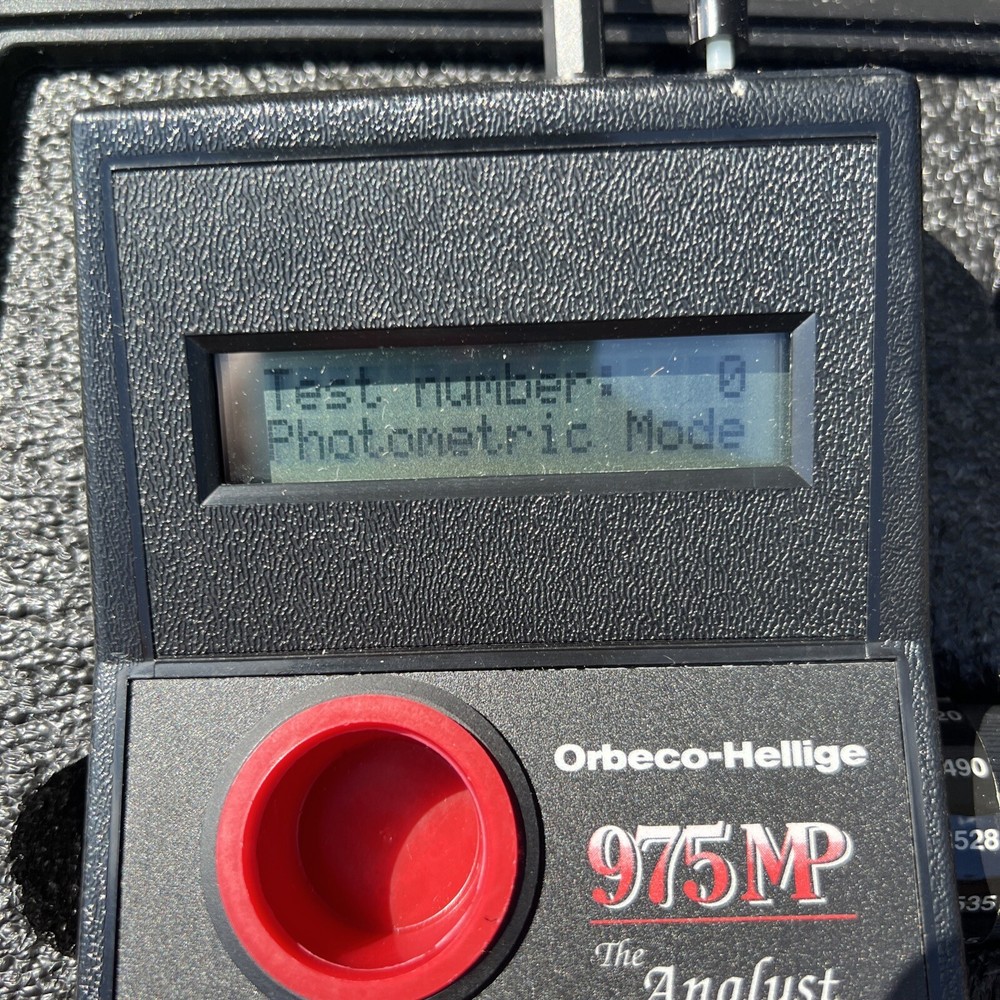Orbeco Hellige 975 MP Analytical Systems (Portable Water Analyzer/Tester w/Case)
