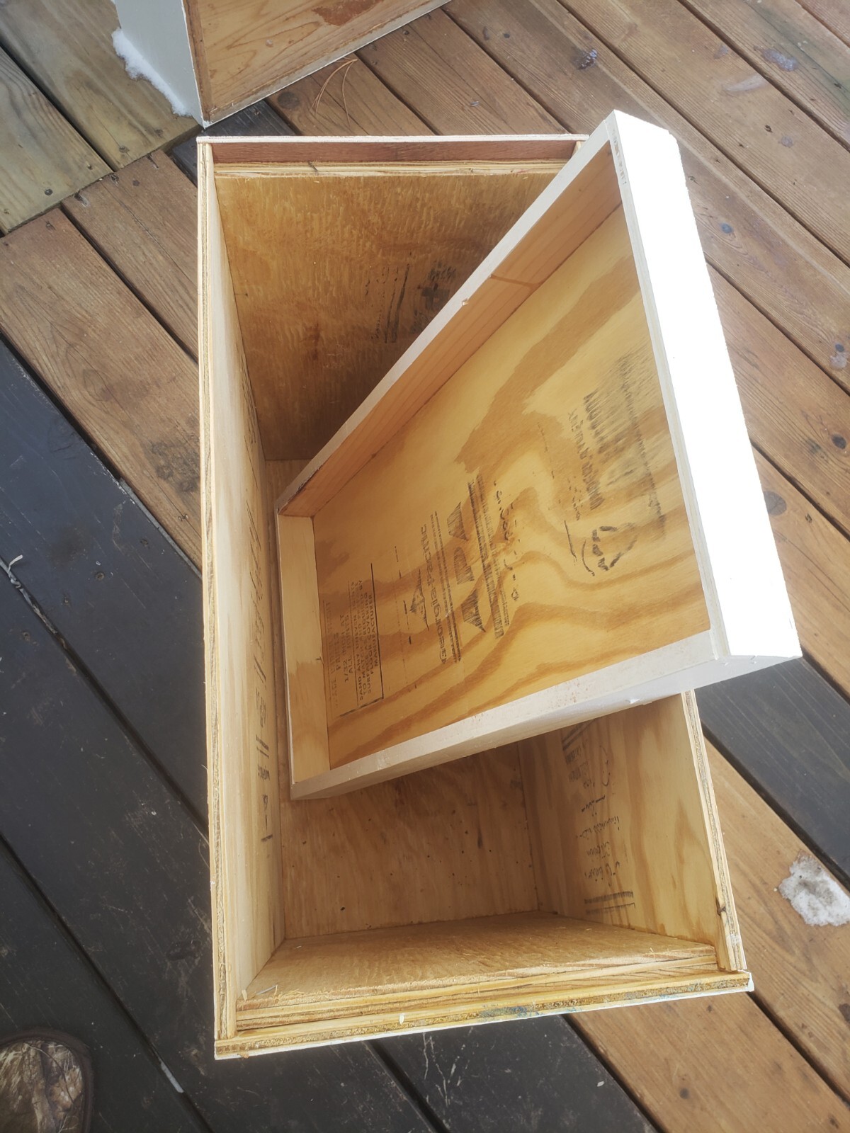 Honeybee Swarm Trap = FREE BEES!!