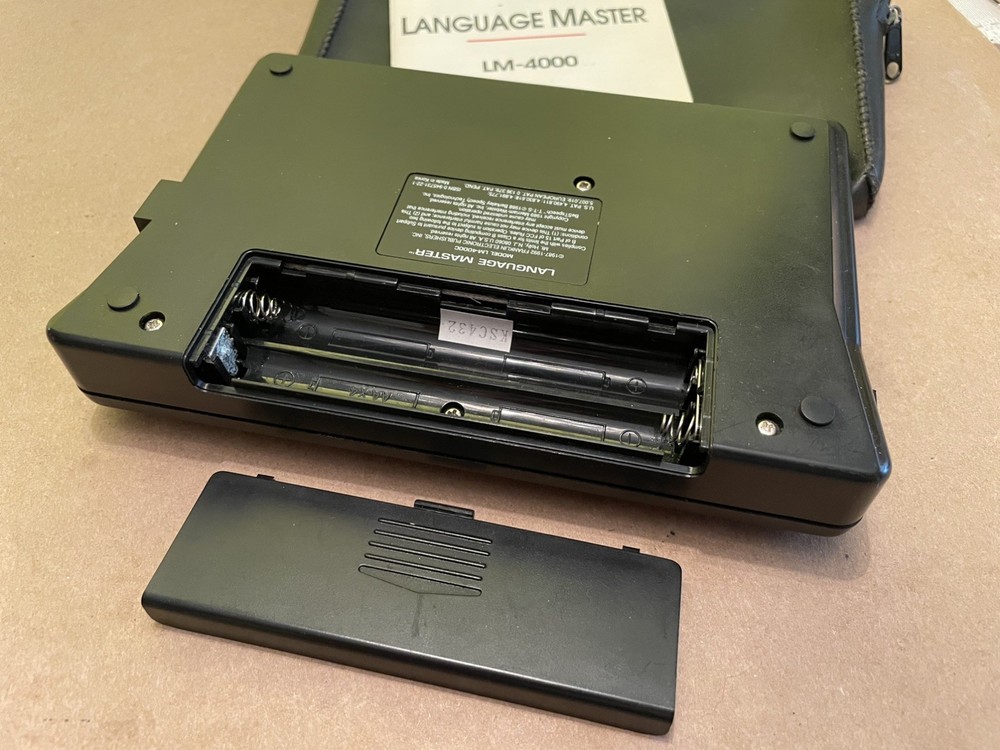 Franklin Language Master LM4000 Talking Pronouncing Dictionary Thesaurus Working