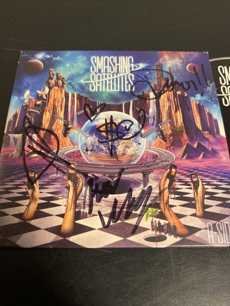 Collectible, Cd Signed Smashing Satellites Cd Signed
