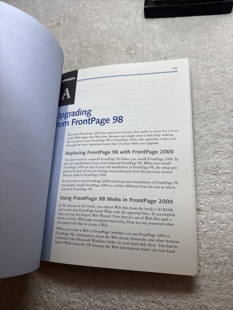Microsoft FrontPage 2000 CD-ROM - New Sealed Self Study Kit
