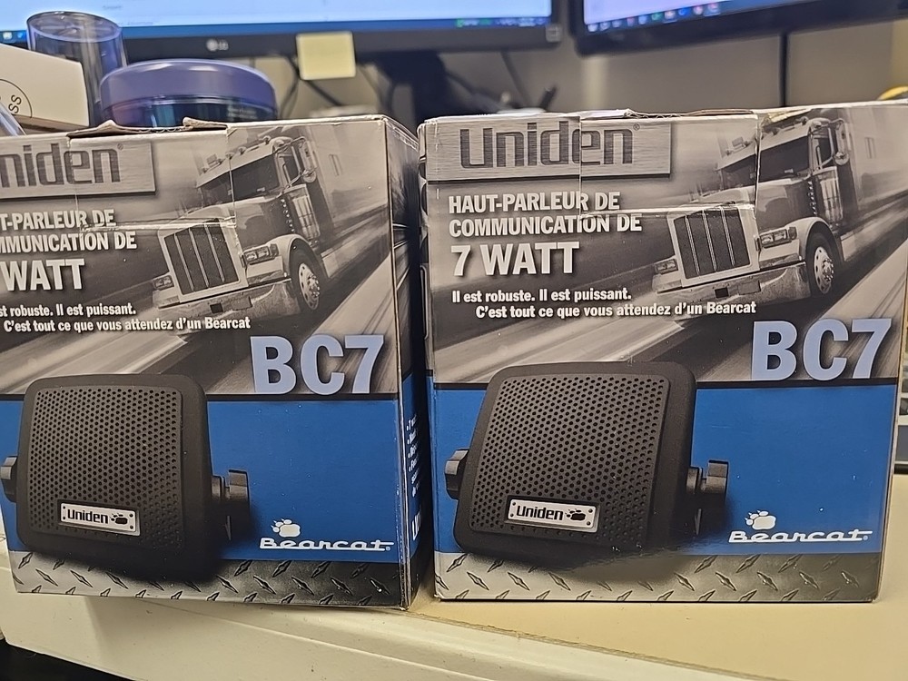 Uniden BC7 Portable Speaker System - Black