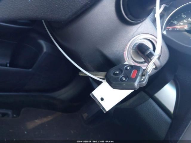 LEGACY 2013 Glove Box 4968264