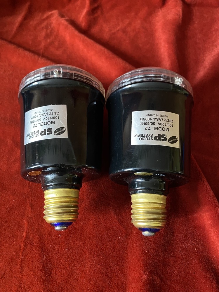 2- Rokunar SP Studio Systems Flash Unit Model 72 + 2 AC Sockets , Clamps