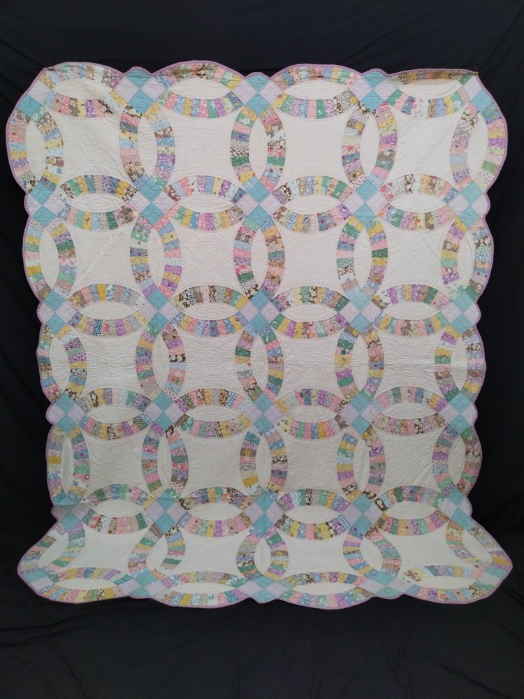 Vintage Double Wedding Ring Quilt Hand Stitched Patchwork Cottagecore A188